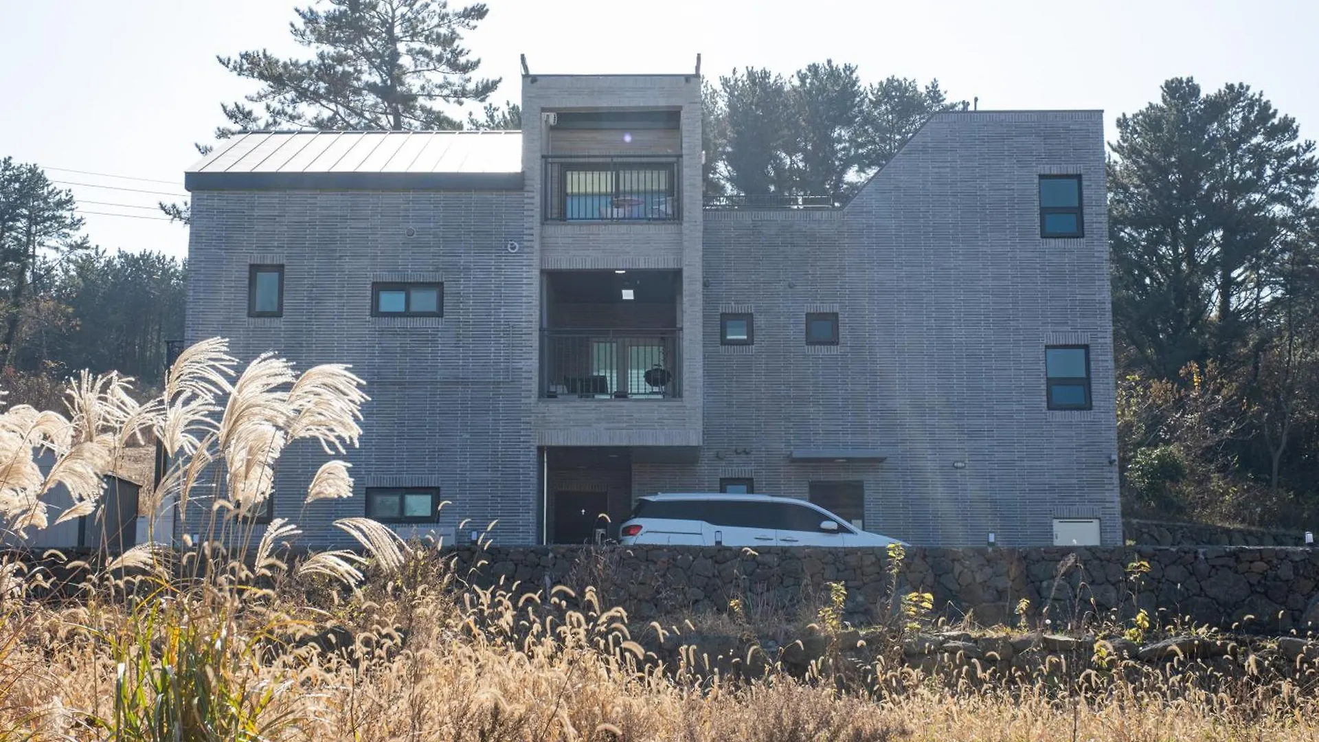 The Stay Christmas Yusuam Jeju Apartment